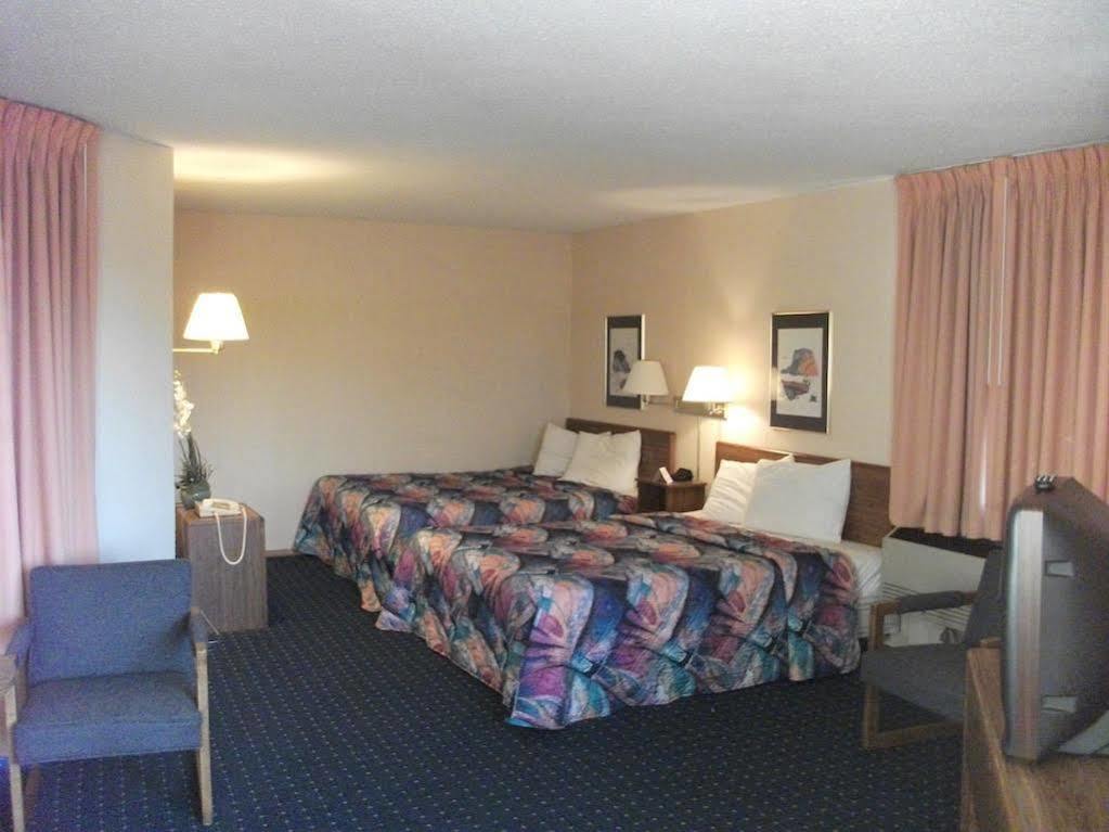 Knights Inn Mackinaw City Luaran gambar