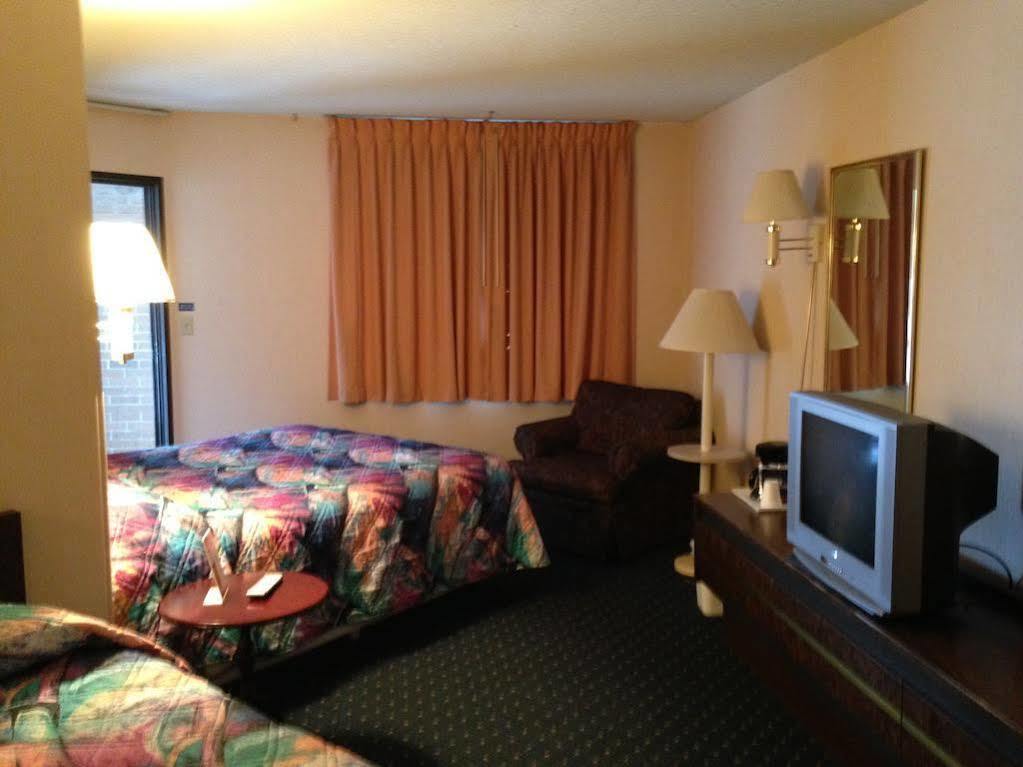 Knights Inn Mackinaw City Luaran gambar